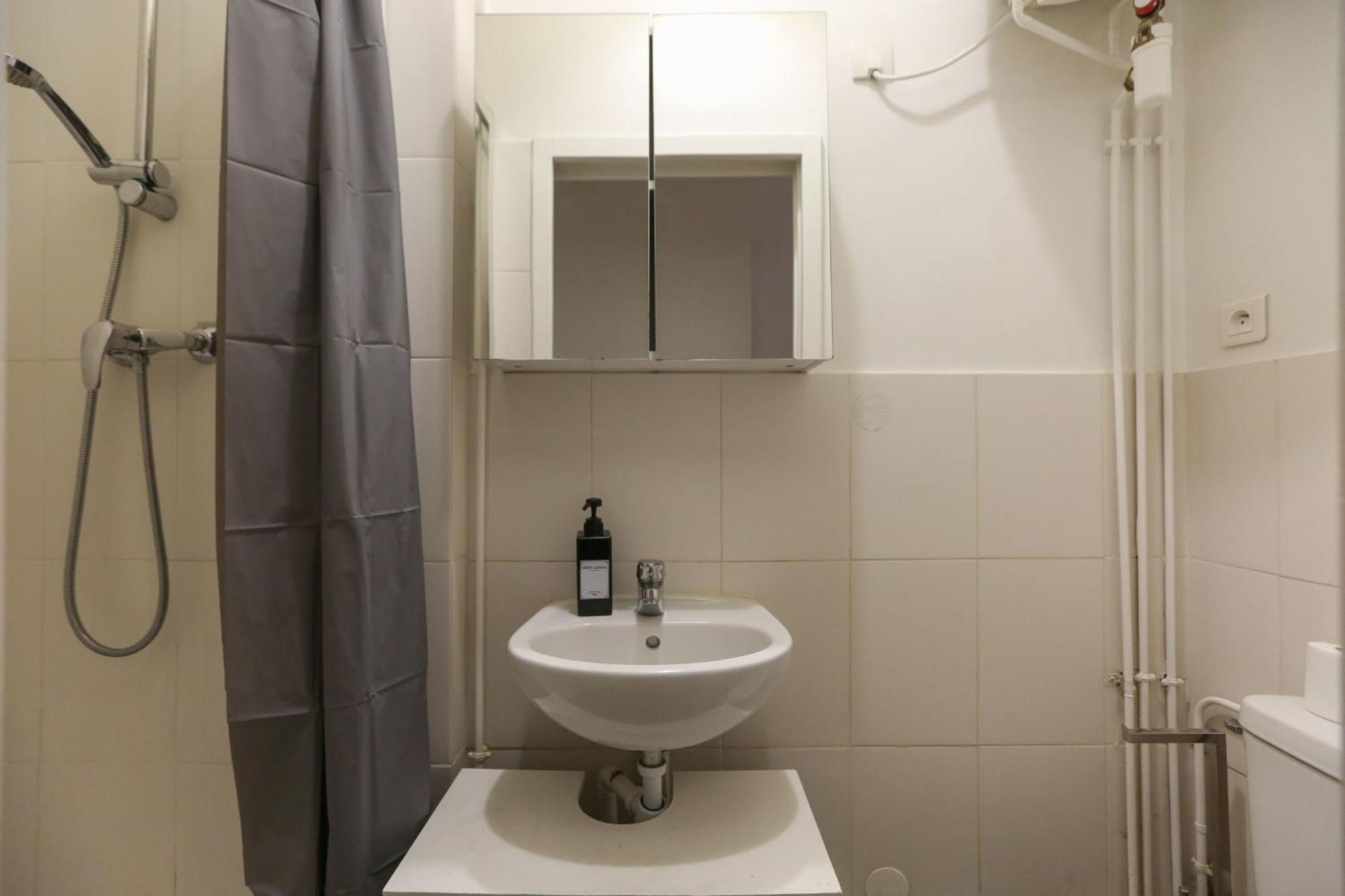 Superb quiet&comfortable studio apartment París Exterior foto